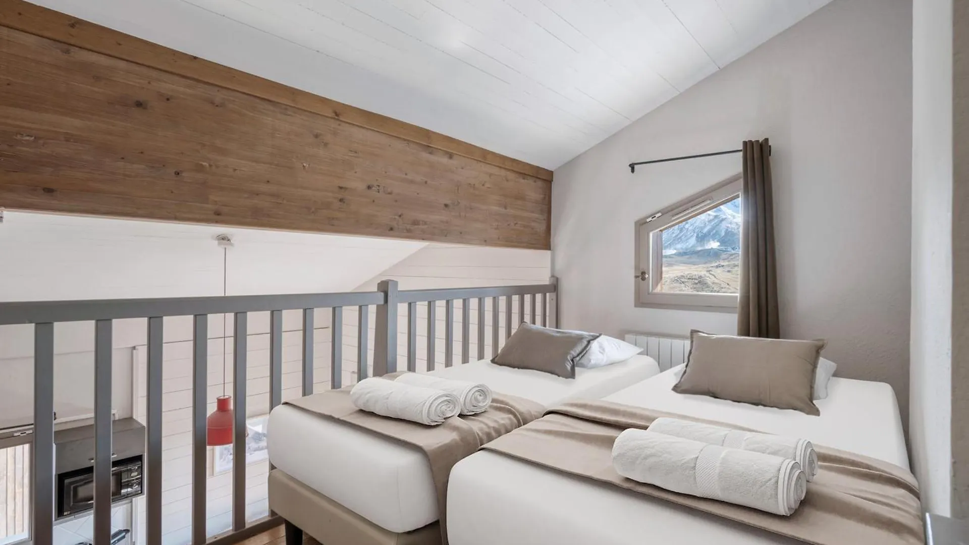 Appartement Spacieux Pres Des Pistes Avec Cheminee Et Wifi - Fr-1-640-67 Val Thorens